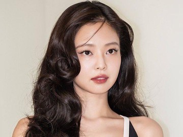 Ilustrasi: Pesona Eksklusif Jennie BLACKPINK dalam Balutan Busana Chanel di Acara Metiers d'art 2026 Seoul