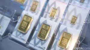 Harga Emas Antam 24 Karat Bertahan di Zona Nyaman Pasca Fluktuasi Akhir Pekan