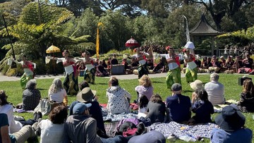 Pertunjukan gamelan dan tari Bali membius pengunjung San Francisco Botanical Garden (dok. KJRI San Francisco)