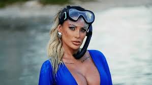 Ilustrasi: Andressa Urach Resmi Debut Jadi Penyanyi Funk dengan Identitas Baru MC Imola