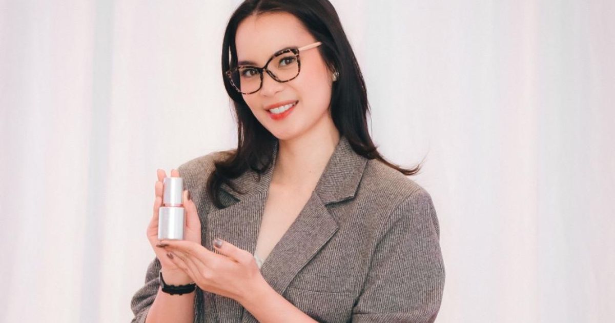Elara Skin Indonesia resmi hadir membawa teknologi Plant Exosome (EXO3) dari Centella Asiatica ke dalam rangkaian skincare harian, menawarkan perawatan yang lebih personal dan menyeluruh. [Foto: ist]