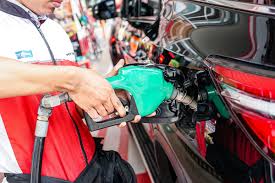 Ilustrasi pengisian BBM di SPBU Pertamina. Harga BBM Juni 2026. Harga BBM terbaru. Harga BBM hari ini. Harga BBM Pertamina terbaru. Harga Dexlite hari ini. Harga Dexlite 5 Juni 2026.(Dok. Pertamina)