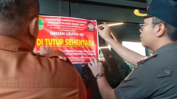 Satpol PP Karawang Hentikan Operasional Helen's Night Mart Akibat Dugaan Pelanggaran Izin dan Isu Sensitif
