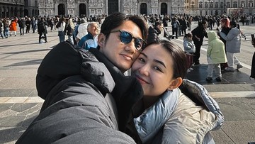 Kenny Austin dan Amanda Manopo sedang menikmati peran sebagai orang tua. Foto: Instagram @amandamanopo
