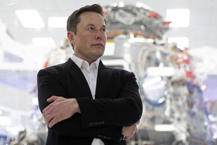 Ilustrasi: Elon Musk Ukir Sejarah: Kekayaan Bersihnya Melampaui Batas Triliun Dolar AS