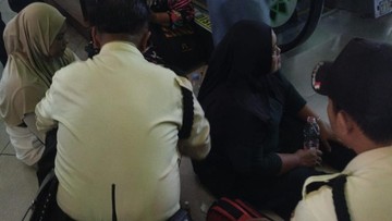 Eskalator di Pusat Perbelanjaan Tanah Abang Alami Gangguan Teknis, Sejumlah Pengunjung Terpeleset dan Terluka Ringan