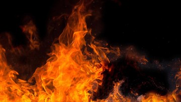 Tujuh Ruko dan Lapak di Kampung Lio Terbakar Hebat, Dugaan Kuat Korsleting Listrik Jadi Pemicu