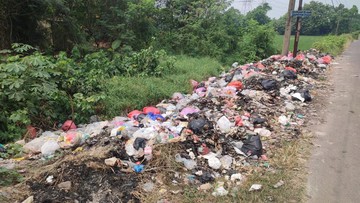 Enam Bulan Terabaikan, Tumpukan Sampah di Serang Ancam Kesehatan Warga, Pemerintah Berjanji Ambil Tindakan Segera