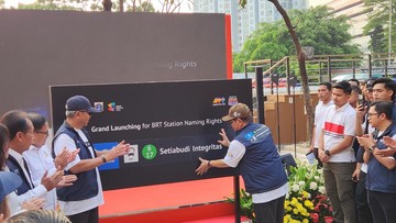 Momen Kolaboratif: Halte TransJakarta Setiabudi Kini Jadi Monumen Integritas Anti-Korupsi Jakarta