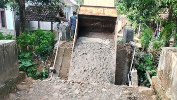 Respons Cepat Pemkab Pandeglang: Tinjau Dua Titik Bencana Kritis di Kecamatan Sumur