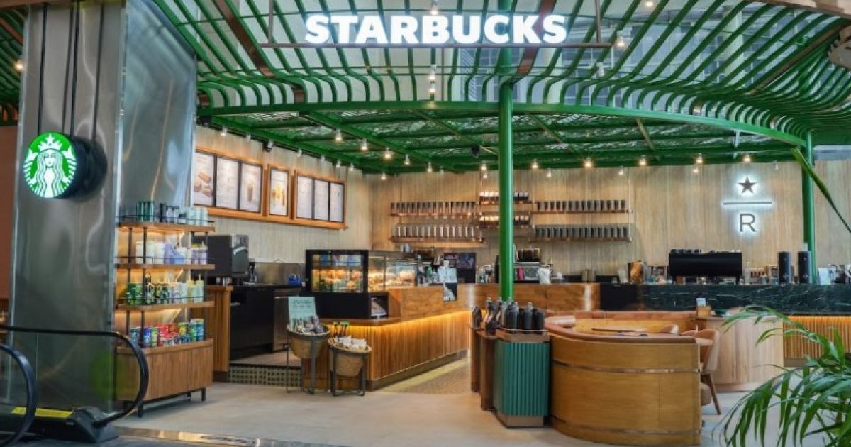 Starbucks meluncurkan kampanye terbarunya yang bersamaan dengan musim pertandingan olahraga dunia sekaligus membuka gerai Reserve di MOI. foto: PT Sari Coffee Indonesia