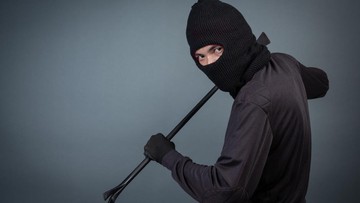 Gagal Bobol Minimarket di Kibin Serang, Aksi Pencurian Dini Hari Digagalkan Warga dan Polisi