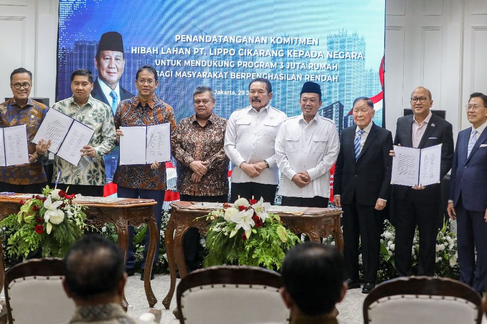 Penandatanganan komitmen hibah lahan PT Lippo Cikarang Tbk. kepada negara di Jakarta, Senin (29/6/2026)./Bisnis-Eusebio Chrysnamurti