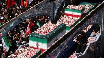 Reaksi Tak Terduga Donald Trump atas Keramaian Prosesi Pemakaman Pemimpin Tertinggi Iran