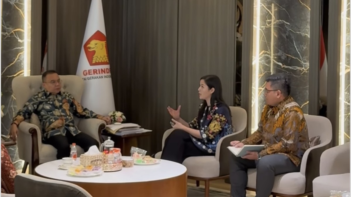 Foto: Senior Director of Tokopedia and TikTok E-commerce Indonesia, Stephanie Susilo , Wakil Ketua DPR Sufmi Dasco Ahmad, dan Menteri Ketenagakerjaan (Menaker) Yassierli. (Tangkapan Layar Instagram/Sufmi Dasco)