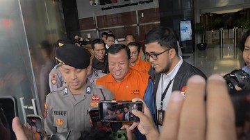 KPK Perluas Jangkauan Penyidikan Kasus Korupsi Bupati Kuantan Singingi, Fokus pada Jaringan Pengumpul Dana