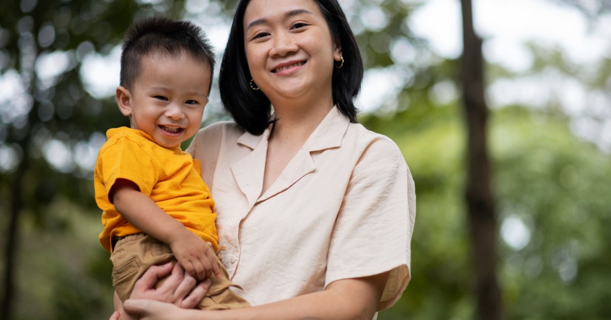 Ilustrasi cara mendidik anak agar memiliki kepribadian yang baik hati [Foto:Magnific]