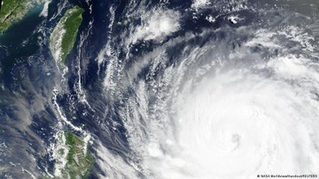 China Siagakan Ratusan Ribu Warga Hadapi Topan Bavi, Ancaman Banjir dan Kerusakan Mengintai