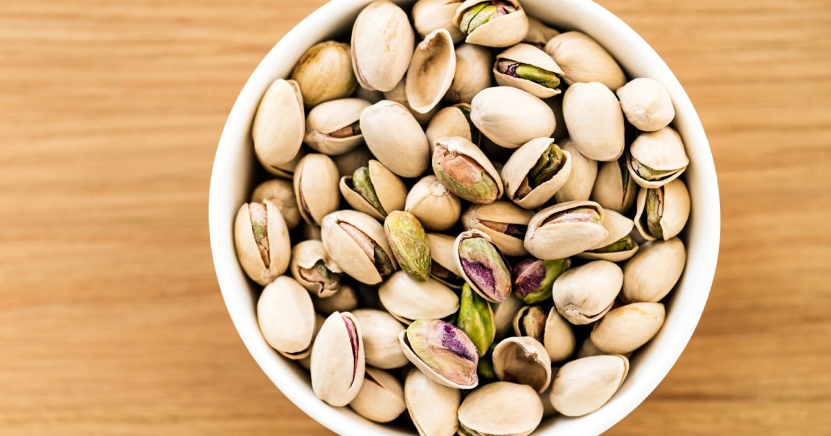 Ilustrasi kacang pistachio yang baik untuk kesehatan tubuh [Foto:Magnific]