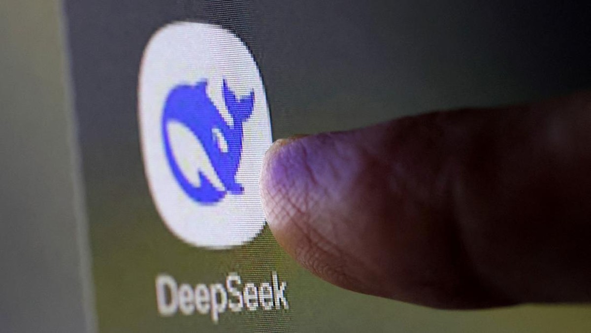 Foto: Ilustrasi logo deepseek. (REUTERS/Dado Ruvic)