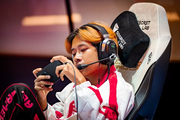 Ilustrasi: Asa Juara Indonesia Menggema di Esports World Cup 2026: Free Fire dan MWI di Ambang Puncak