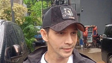 Jonathan Frizzy saat ditemui di kawasan Jakarta. Foto: Ahsan/detikHOT