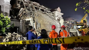 Ledakan Hebat Guncang Perumahan Mewah Medan, 6 Warga Terjebak, 2 Berhasil Dievakuasi