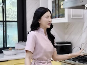 Alasan Sarwendah Pindah Rumah: Ada Masalah Keamanan-Ancaman Lelang. (Foto: YouTube/AttaHalilintar)