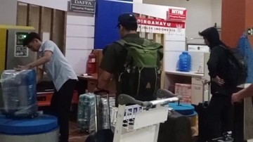 KPK Geledah Rumah Kadis PUPR Bengkulu, Sejumlah Koper dan Kardus Diamankan