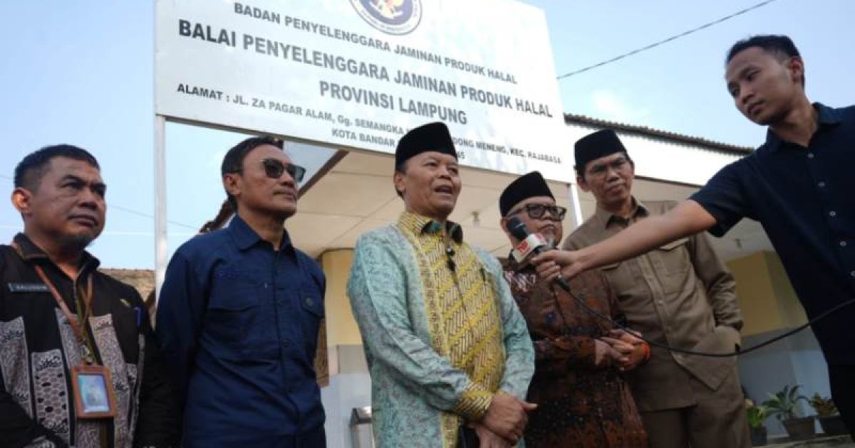 DPR RI mengapresiasi kinerja BPJPH dalam memperkuat penyelenggaraan Jaminan Produk Halal melalui penguatan layanan di daerah, seperti di Lampung. foto: BPJPH