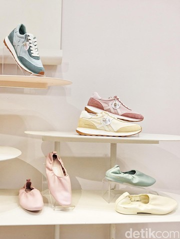 Peluncuran kolaborasi sepatu FitFlop x Pantone di Pondok Indah Mall 3, Jakarta Selatan. Foto: Hestianingsih/Wolipop