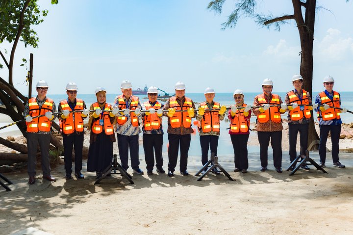 Ilustrasi: Kabel Laut NCC: Fondasi Baru Konektivitas Digital Indonesia-Singapura, Batam Jadi Gerbang Utama