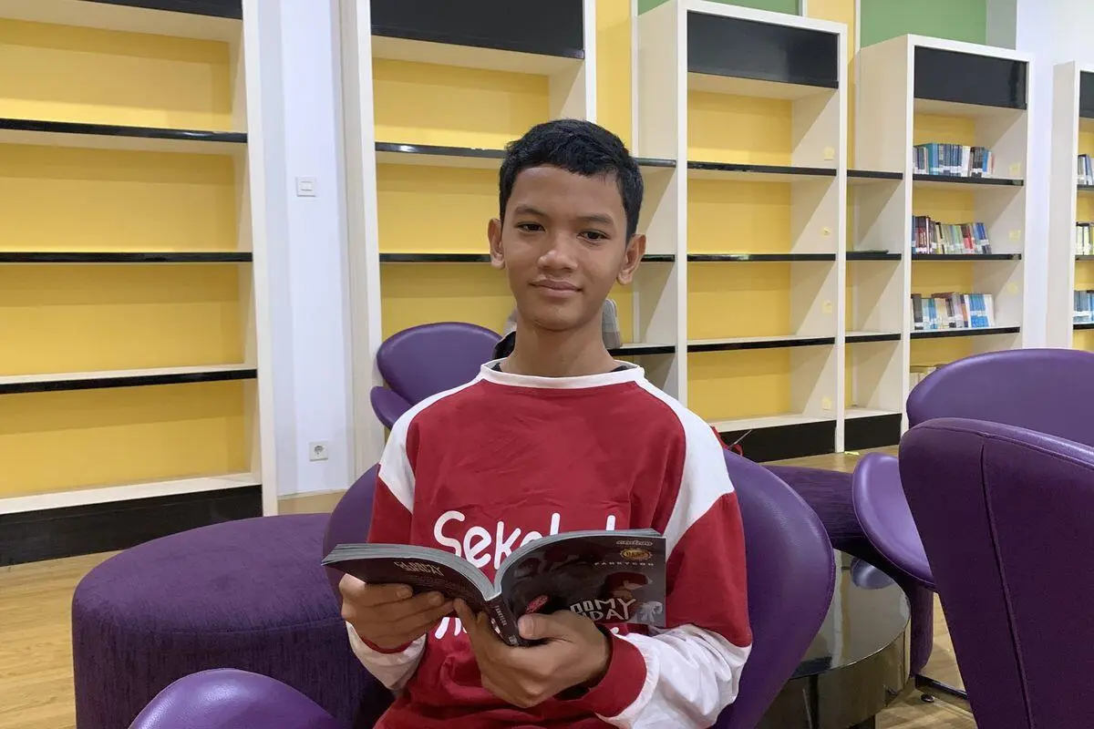 Dari Buta Aksara Hingga Panggung Istana: Nazril, Sang Pemuda Inspiratif Siap Taklukkan Presiden Prabowo dengan Puisi!