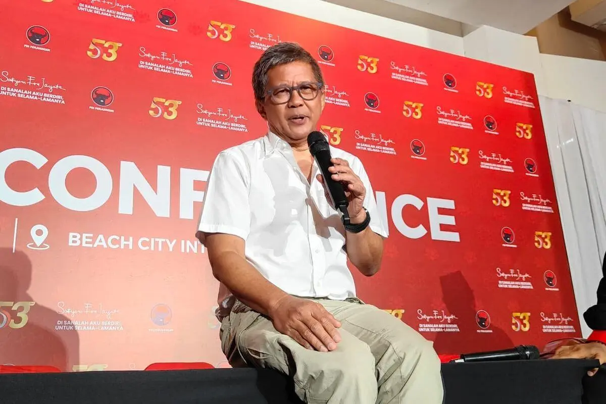 Rocky Gerung Bongkar Isi Pidato Megawati yang Bikin Bulu Kuduk Berdiri!