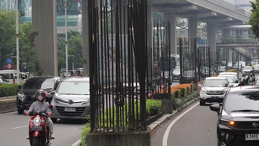 Demi 98 ‘Bangkai' Tiang Monorel Berkarat, Rp100 Miliar Melayang! Antara Janji Manis Pramono Anung, dan Pengakuan Mengejutkan Adhi Karya!