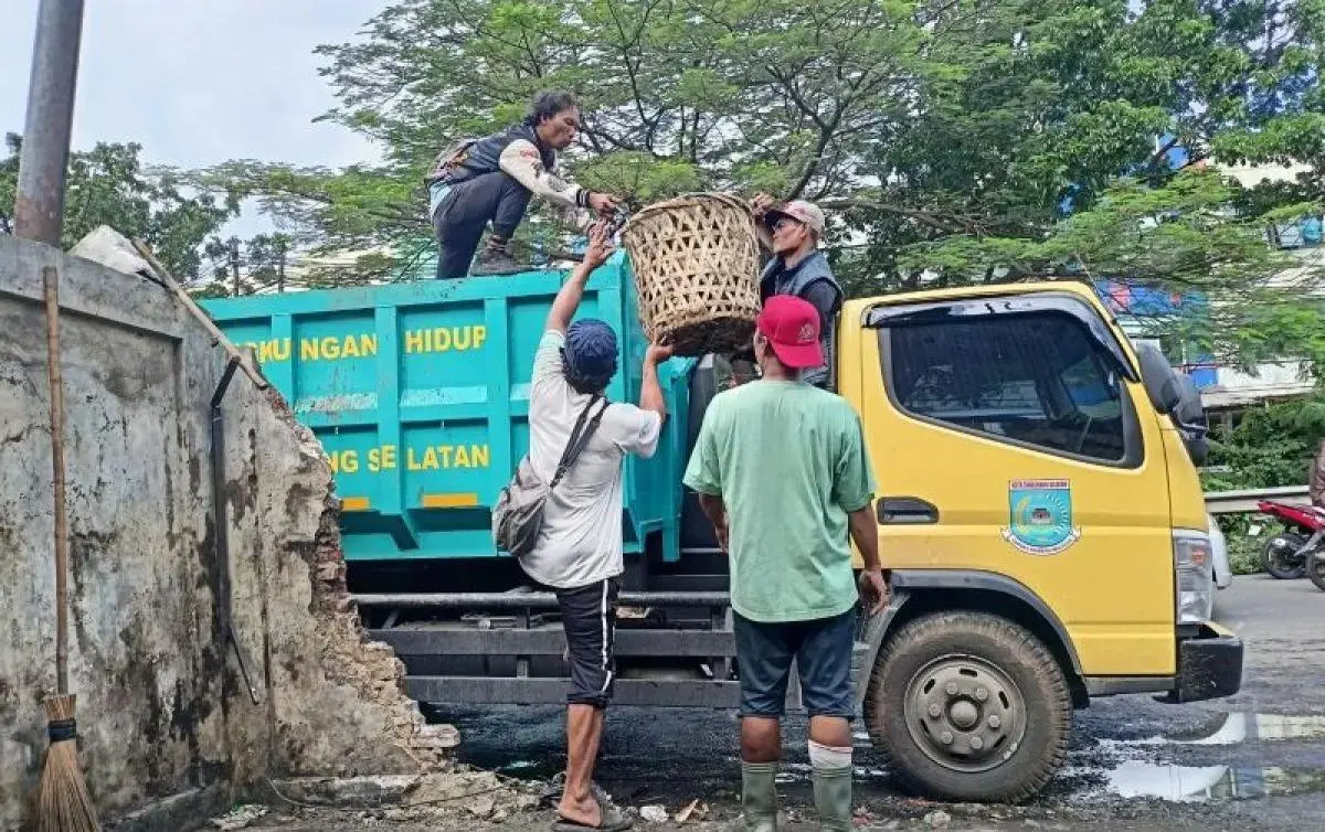 Sampah Menggunung di Tangsel: Wali Kota Ambil Tindakan Ekstrem!