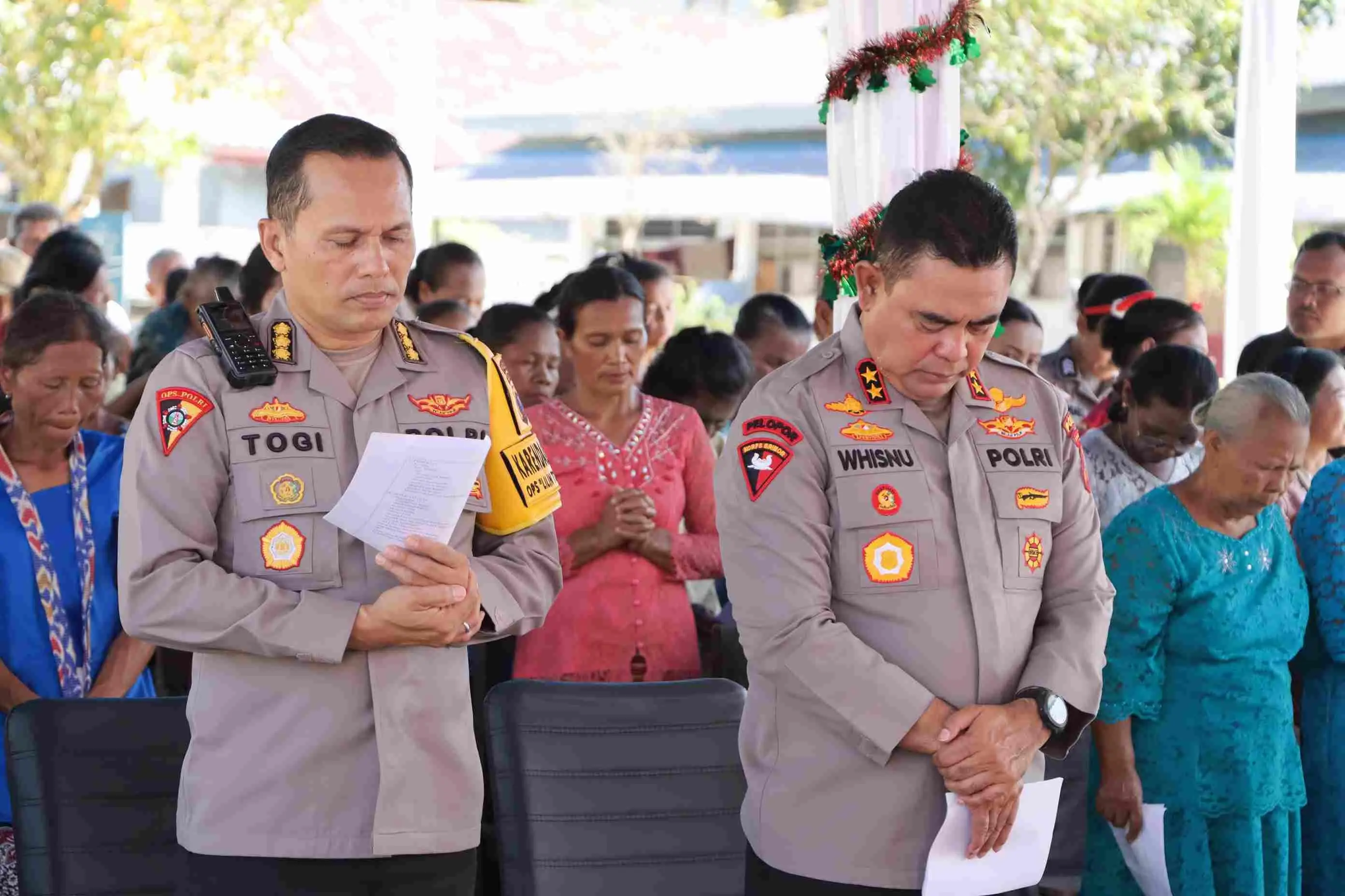 Kapolda Sumut Rayakan Natal Bersama Pengungsi Korban Bencana Alam di Tapteng, Hadirkan Penghiburan dan Harapan