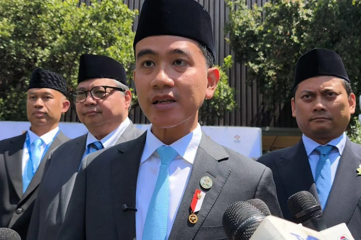 Drama Gugatan Ijazah Gibran Berakhir: Pengadilan Angkat Tangan, Rakyat Bertanya-tanya!