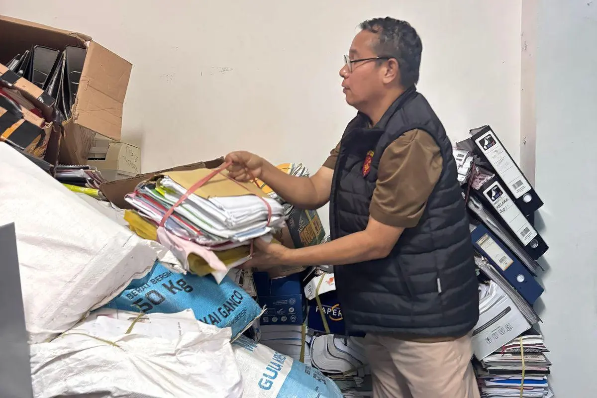 Akhir Pekan Berdarah! Kantor Dinas Koperasi NTT Diobok-obok Kejati: Ada Apa?