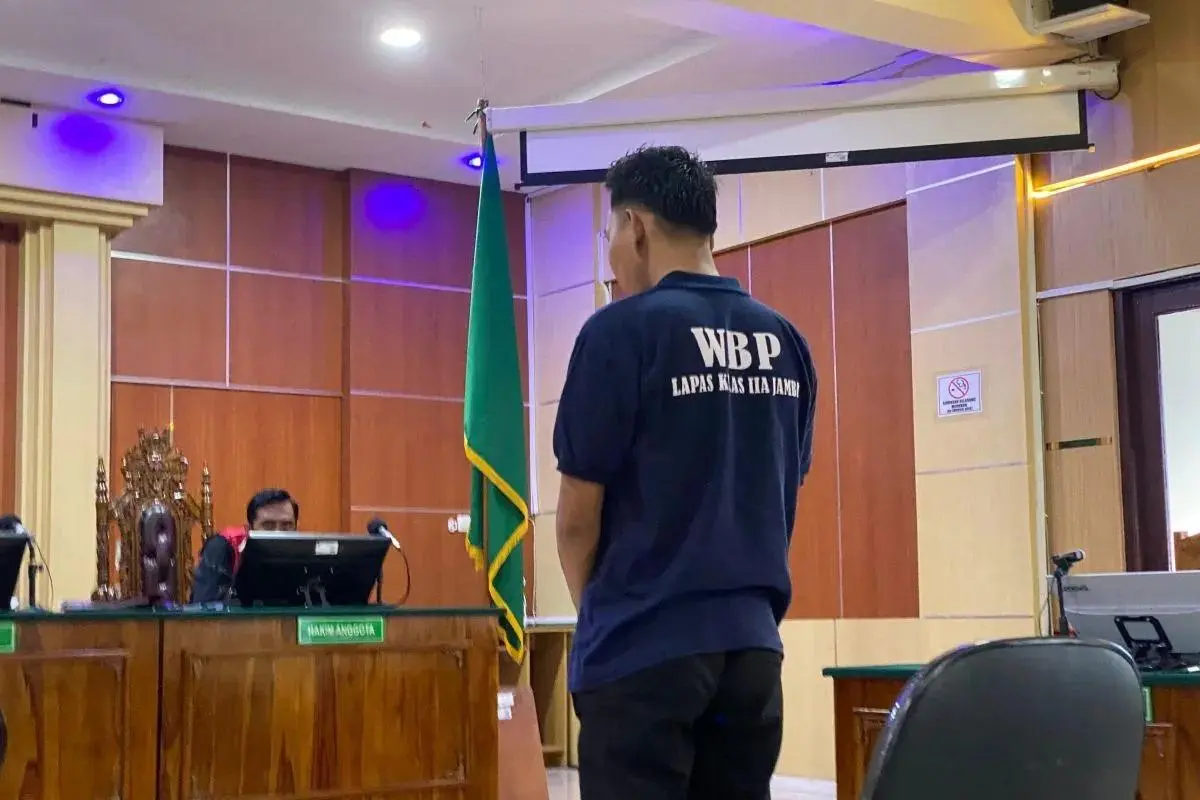 Tragedi Sianida Jambi: Pengadilan Menjatuhkan Vonis 17 Tahun, Dendam Berujung Maut?