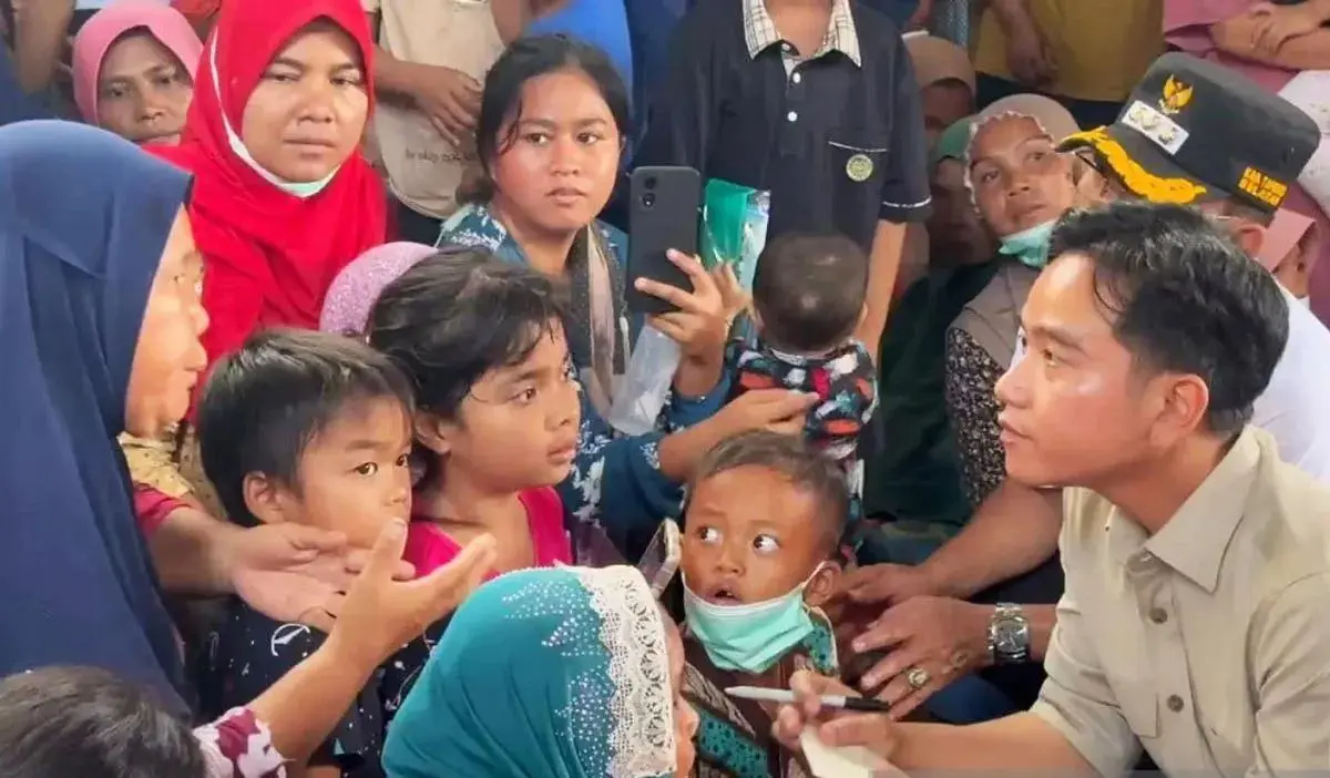 Gibran Bergerak Cepat! Buku Saku Jadi Saksi Bisu Janji Manis di Tapanuli Selatan!