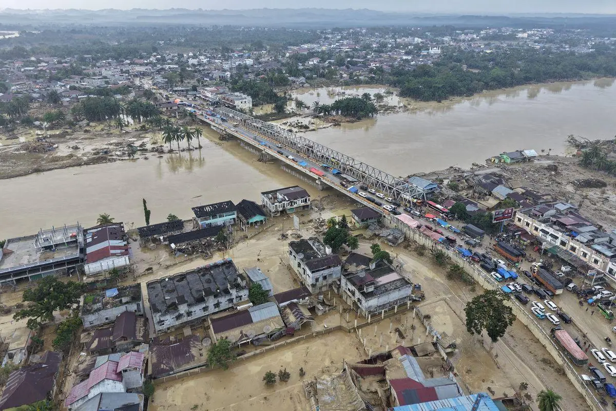 Banjir Bandang Sumatera 2025: Warisan Dosa Ekologi, Bukan Musibah Alam Semata