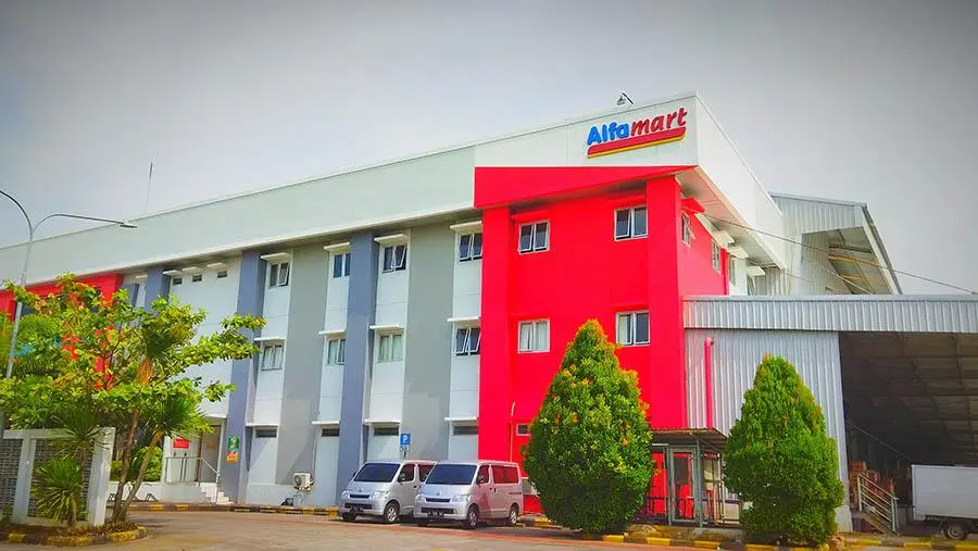 Nestapa Banjir Sumut: Alfamart Ludes Dijarah! Bos AMRT Buka Suara, Isinya Bikin Merinding!