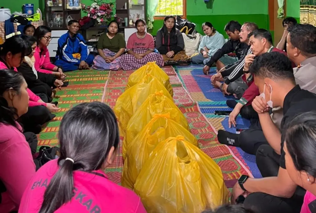 SPPG Polres Tapanuli Utara Salurkan 1.200 Bungkus Makanan untuk Warga Terdampak Bencana