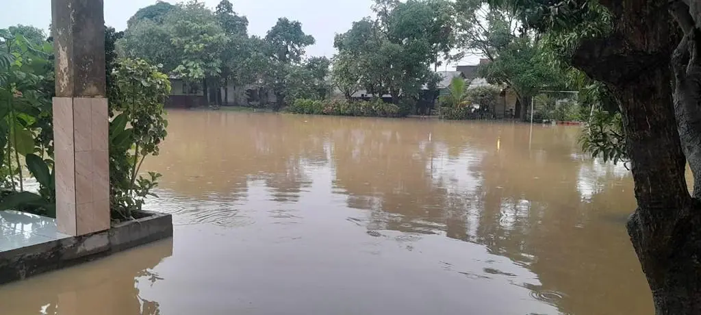 Seluruh Titik di Prumnas Mandala Dilanda Banjir