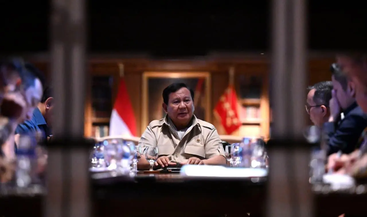 Operasi Senyap di Hambalang: Prabowo dan 11 Petinggi Negara Siapkan Kejutan untuk Mafia 2 Sektor Ini!