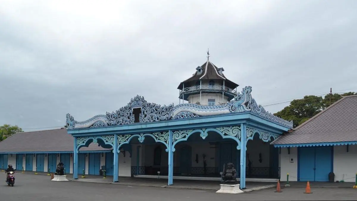 Silsilah di Keraton Solo Terbelah: Dua Calon Raja Baru Mengklaim Tahta PB XIV