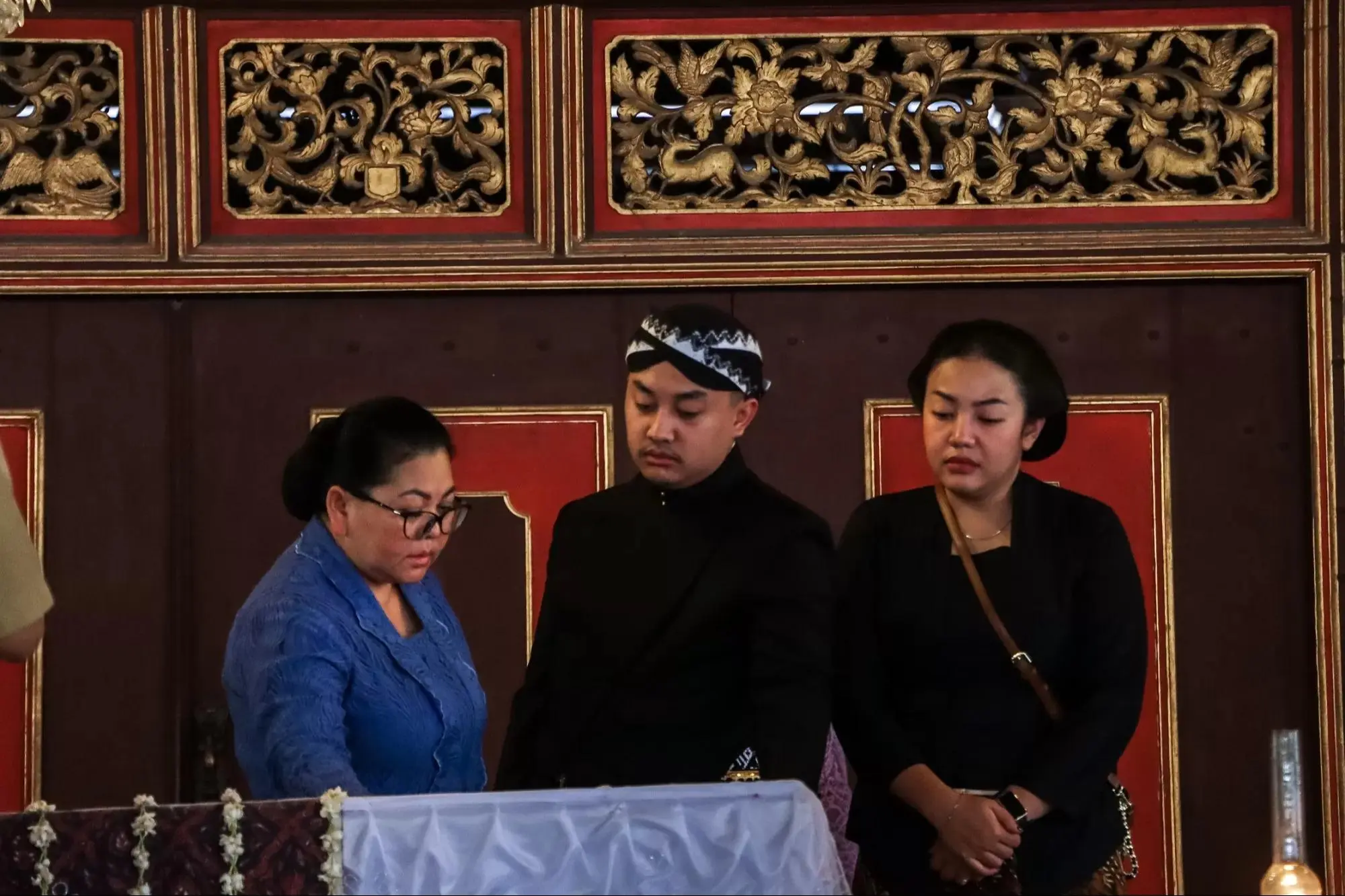 Tahta Keraton Solo Memanas: Perebutan Kekuasaan Sengit Picu Dualisme Raja!