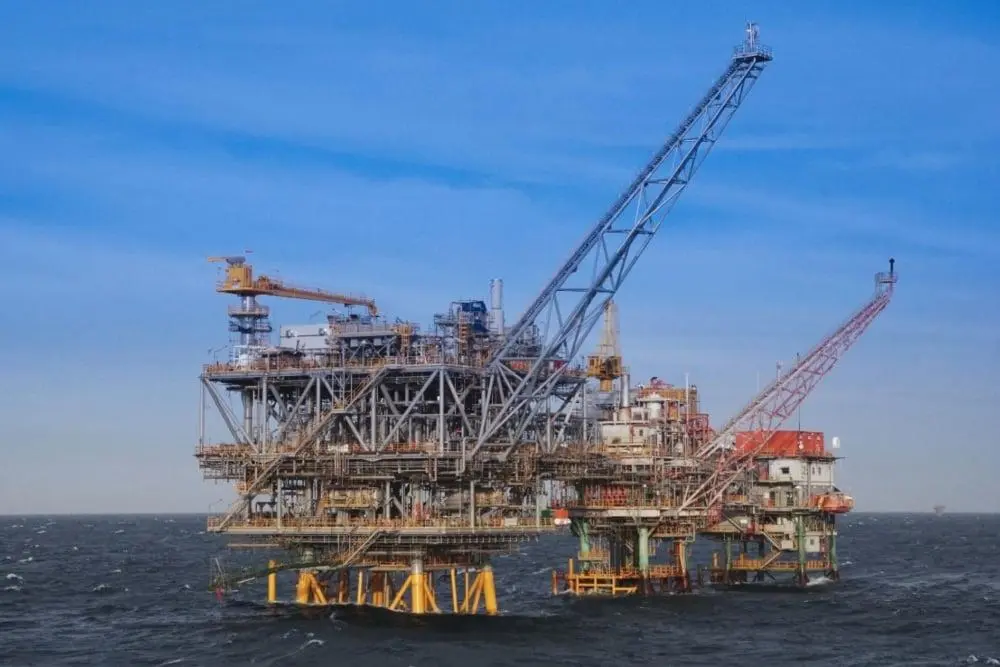 605 Ribu Barel per Hari: Prestasi ESDM yang Perlu Diikuti Reformasi Nyata