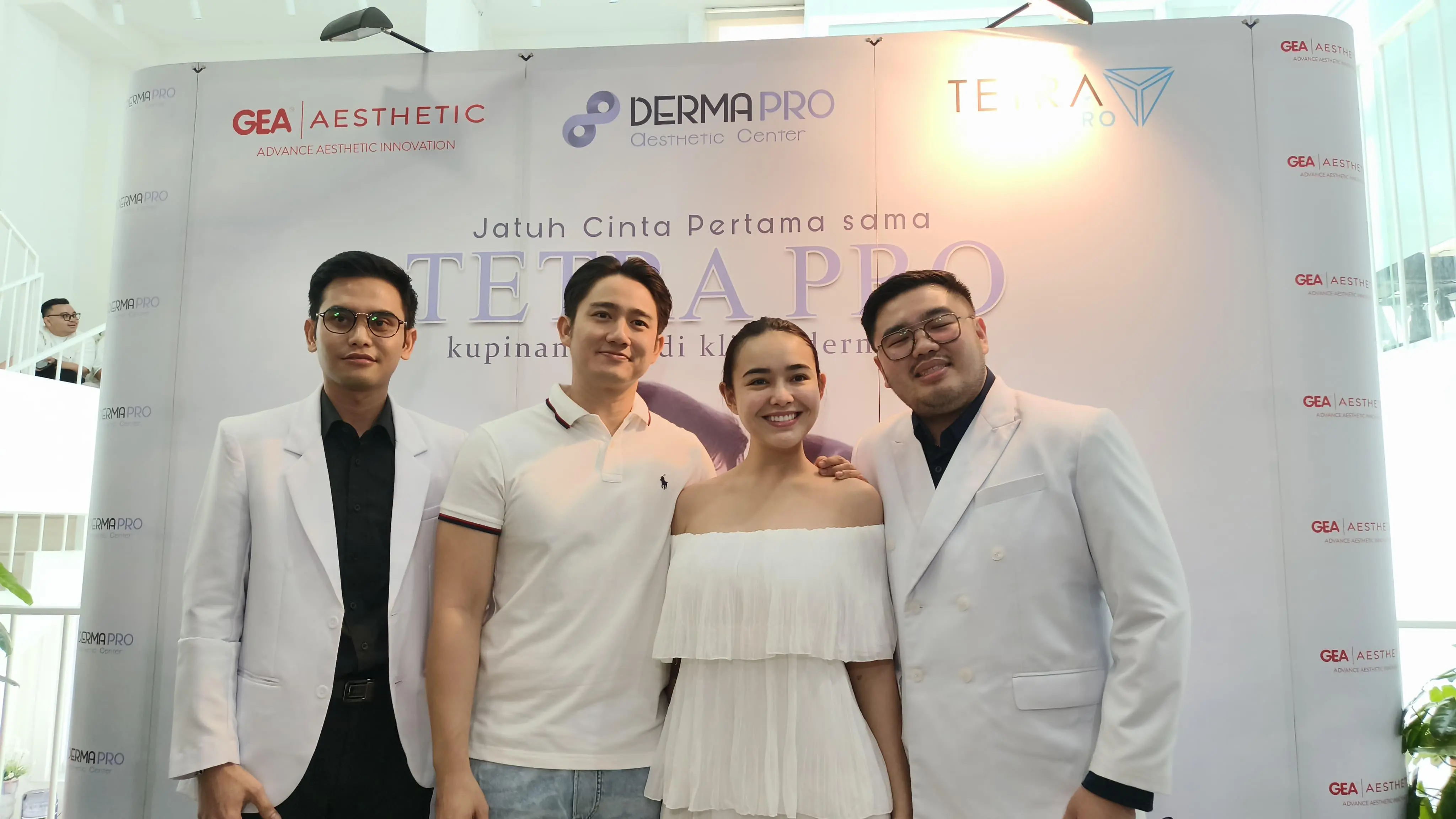 Amanda Manopo & Kenny Austin Habiskan Minggu Bareng Treatment Laser Baru ‘Tetra Pro’, Bisa Langsung Kerja Tanpa Downtime!